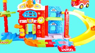 Truyện thiếu nhi âm thanh ánh sáng VTech cứu xe cứu hỏa đồ chơi của trạm cứu hỏa để dập lửa