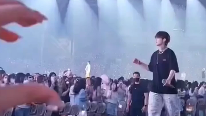 #Choi Seungcheol# baru mulai nonton!!!
