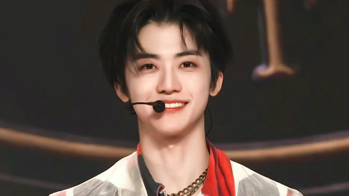 Cuma muncul wajah langsung jadi viral: Deretan momen ikonik Roh Je-min yang bikin heboh!