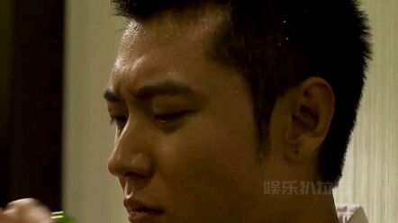 He drank an entire bottle of liquor but didn’t take a single sip!