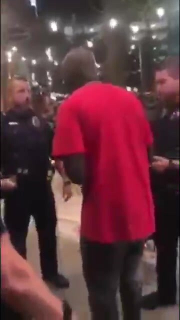 An American white police officer mistakenly arrested a Black man, creating an extremely awkward scen