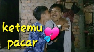 Tingkah lucu ketemu orang yang di sayang pacar LDR hipnotis