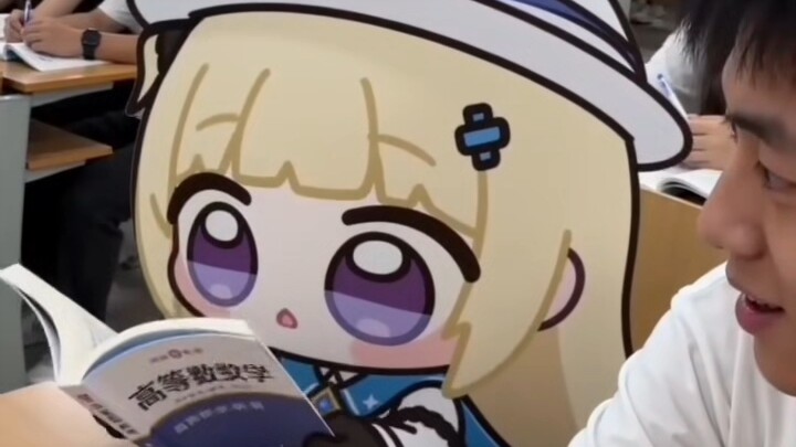 Phoebe: I have an 8 a.m. class!!