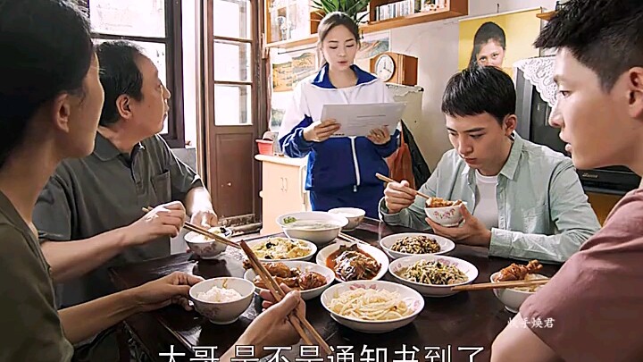 Hy sinh con gái để thành toàn cho con trai, mười năm sau, cô quay về với tư cách tổng tài lẫy lừng, 