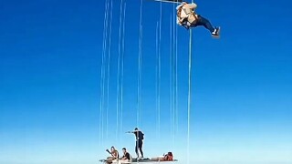 这个世界我们只来一次，不妨大胆点！#跳水#跳伞#尾崎八项#极限运动#专业动作请勿模仿