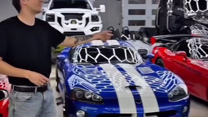 เพื่อนที่ดูเรียบๆ ปกติกลับรวยมาก: