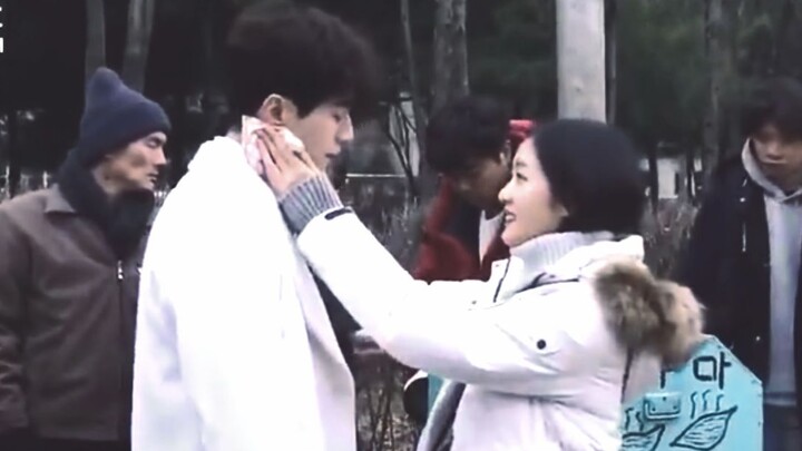 This one second has me living for the Kim Go-eun x Lee Dong-wook pairing—Goblin behind-the-scenes