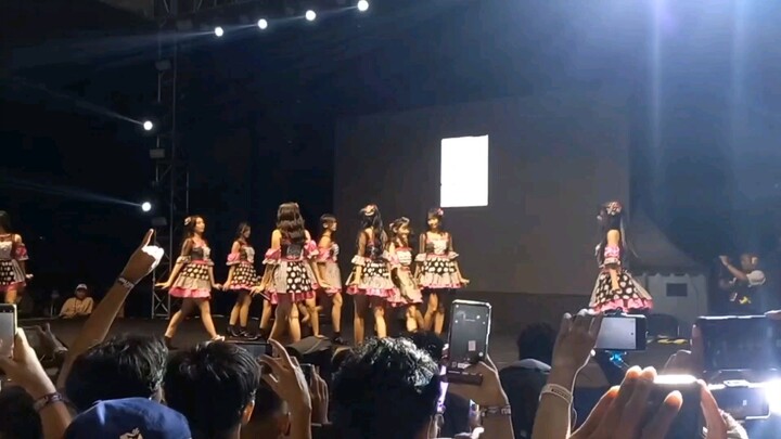 JKT48 WAKU WAKU DEST SURABAYA