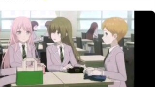 The traffic light combination can't hold on any longer