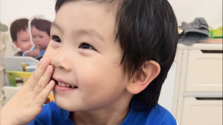 สวัสดีทุกคน! วันนี้ฉันคือ “บล็อกเกอร์อาหาร” ชิวกั๋วเถี่ย! (ตอนที่ 1)
