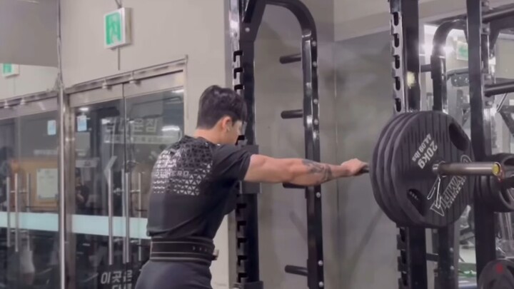 30RM for three exercises, 500kg