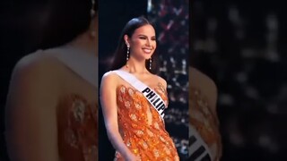 Catriona Gray and Pia Wurtzbach | The all time queens of the Universe