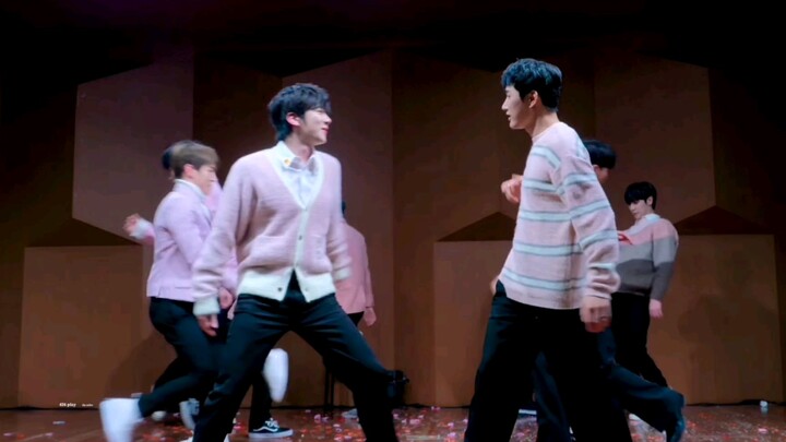 【คิมแจฮัน X ชินเยชาน】ท่าเต้น “อย่าทำให้ฉันรู้สึกเหงา” หายไปอย่างเป็นธรรมชาติมาก