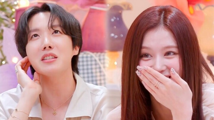 Cái vẻ ngốc nghếch của jhope khi bắt chước Momo giống y như thật luôn!