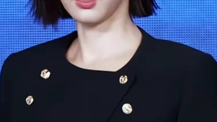 Jeon Ji-hyun: Con người không bỗng dưng trở nên tồi tệ