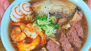 Mie instan dua rasa, kebahagiaan berlipat