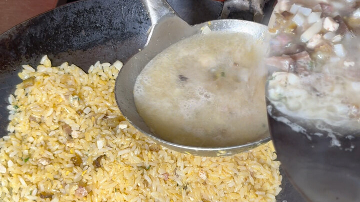 أرز مقلي يانغتشو غير مادي، 268 للوجبة الواحدة～ طريقة المعلمة في الإلقاء أصيلة جدًا! لذيذ جدًا حقًا!!
