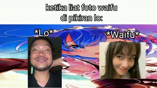 Ketika Liat Foto Waifu