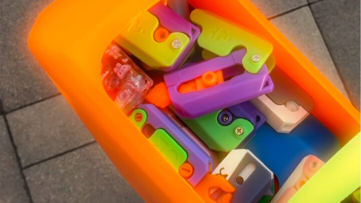 วันนี้ฉันพกมีดแครอทมาเพียงพอแล้ว ดูซิใครจะพกมากกว่าฉัน