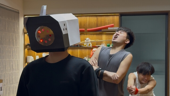 Hurry up and call your friends to watch the Stone Man Challenge!