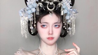 Apa yang akan terjadi jika orang biasa konsisten melakukan riasan selama satu tahun?