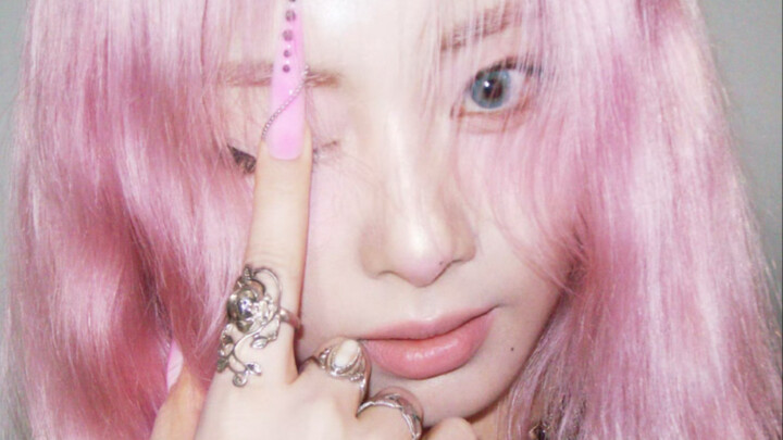 أصحاب "المنزل المنهار"، ابتعدوا عن التطفّل، هلا أعدتم لهذه الفتاة الصغيرة اسمها...