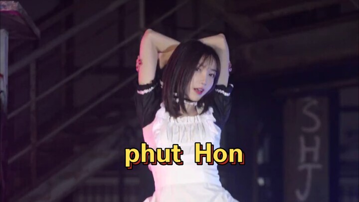 Xiaomai Yi Hapus Video, Pelayan Wanita Ayunkan Palu Besar!