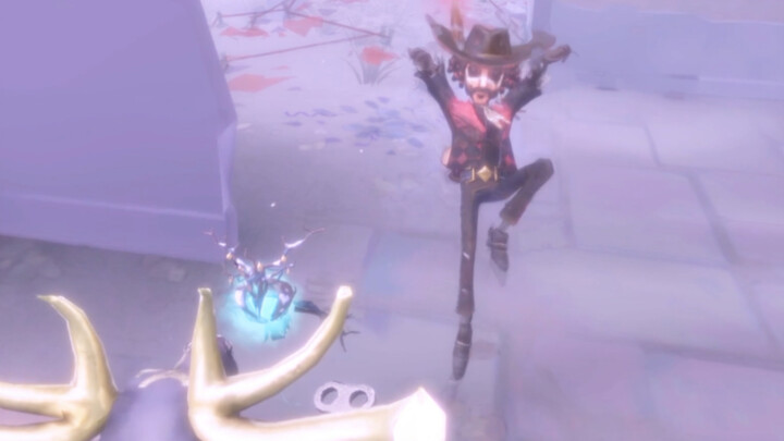 Good boy, pat your head!