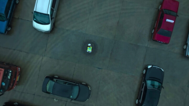 “四句歌词，四个人”