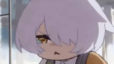 ทารกอีเสวียนกินผักเขียว～