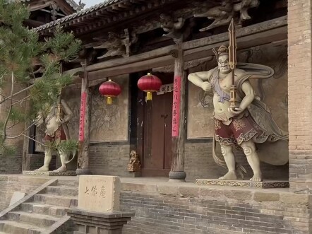 这也就山西把你俩扔在村里无人问津，但凡换个地方那就是香饽饽！