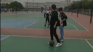 "Intern Xing Tian's Daily Life" Hello everyone, I am the trainee Xing Tian who has been practicing f