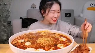 noodles mukbang