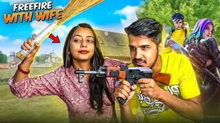 AmitBhai Plays Free Fire With His Wife 😍 First Time Reaction || Desi Gamers