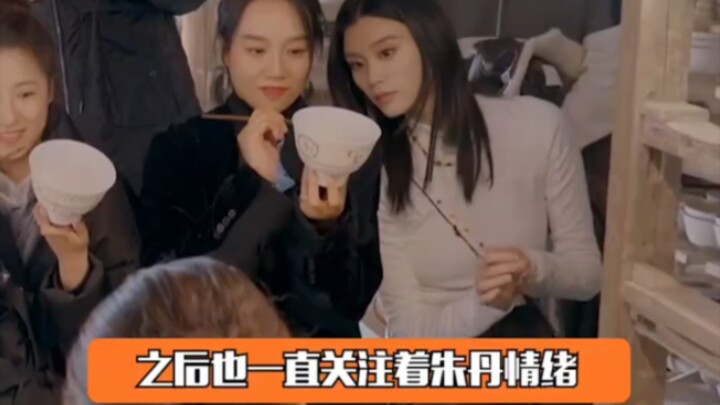 "Xi Mengyao, when are you starting a class? I’ll sign up right away!" — "Love’s Study Tour" — Zhu Da