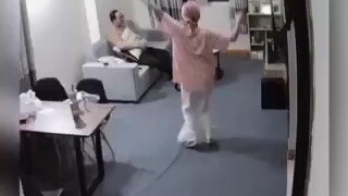 Riết ai rước nó đi dùm tui