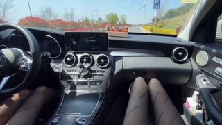 "Dewa Mobil Alfabet"