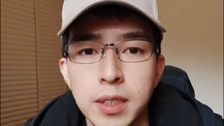 بعض الخواطر عن مواعيد التعارف في عام 1993، أشارك تجربتي مع المواعدة الجماعية منذ عام 2021