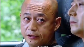Để bắt được tên tội phạm, cảnh sát đặc nhiệm đã đổi nghề sang bán thịt cừu xiên Tân Cương chính hiệu