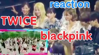 颁奖典礼突然出现blackpink歌曲，twice反应是？