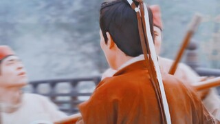 后来，他亲自送穿越女离开，也终身未娶，，，