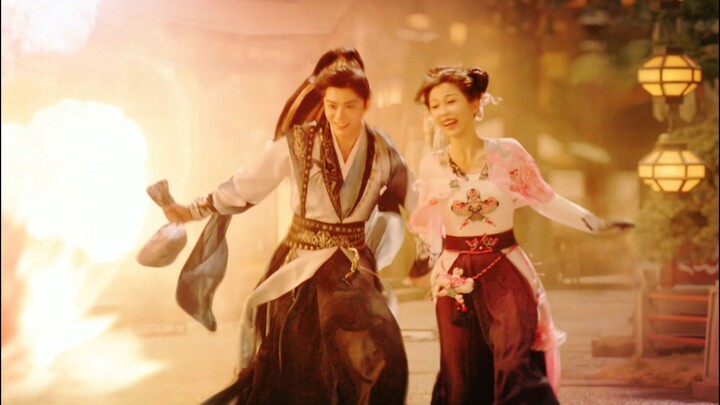 ในวินาทีที่ระเบิด ความรักอันเจิดจ้าของหนุ่มสาวได้กลายเป็นภาพที่ชัดเจน!