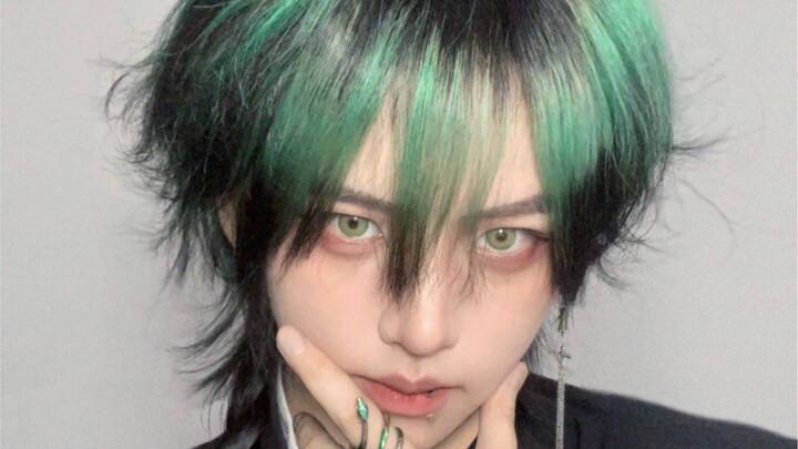 When I dyed a halo of highlights in my hair