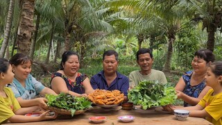 Ký Ức Miền Tây Tép Mồng Sen Chiên Bột Cuốn Rau Vườn Chấm Mắm Chua | TKQ & Family T1006