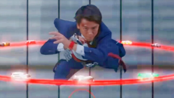Knights who transform in mid-air in an emergency