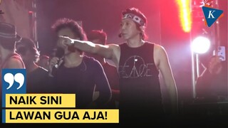 Momen Bimbim Slank Tantang Penonton yang Bikin Ricuh Konser: Naik Sini, Lawan Gua Aja!