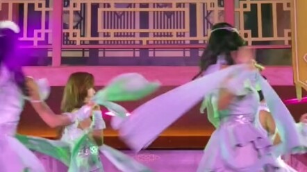 لا تزال السيدة لي