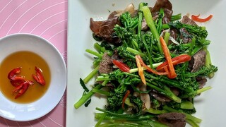 sào rau làm sao xanh cho tới chiều vẫn còn xanh.