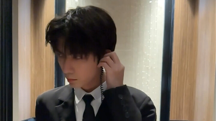 Air dan darat, dua lutut