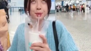 It's hard not to be fascinated by Yu Shuxin's cuteness. She is so cute.